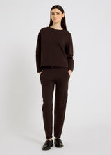 Pantalon molleton femme marron chocolat Albert – coupe près du corps, longueur cheville
