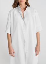 Détail robe Amaryllis blanc popeline stretch col montant ouvert fente manche graphique