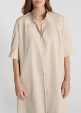 Détail fronces robe Amaryllis beige sable popeline finition soignée détail graphique