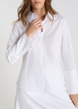 Chemise blanche Antonia femme en coton, coupe droite structurée, col élégant, parfaite du matin au soir, style intemporel