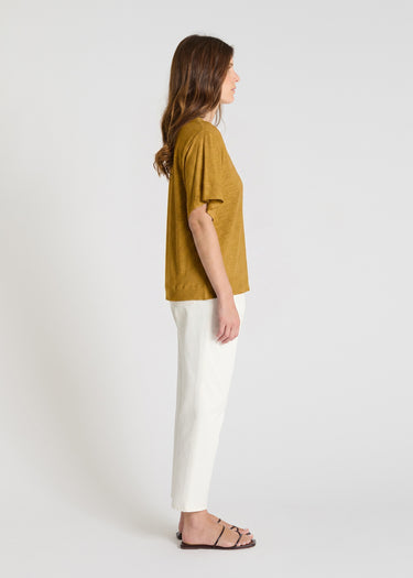 Blouse femme lin marron doré coupe fluide, chemisier lin femme été minimaliste – Aubino