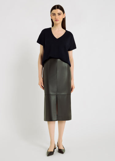 Jupe crayon noire femme Colette – simili cuir, coupe ajustée, fente devant, découpes placées, piqûres apparentes