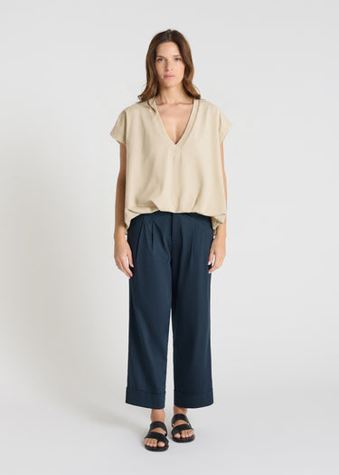 Sweat femme beige sable manches courtes col V, coupe ample molleton – Edelweiss