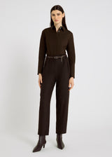 Chemise marron chocolat femme popeline coton coupe droite structurée boutons nacre – Fedora