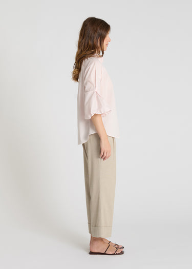 Blouse femme chic rose cerise, manches ballon structurées, coupe droite élégante - Fiza