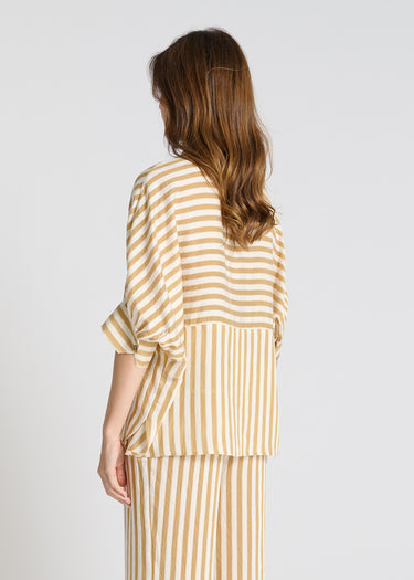 Chemisier Gentiane rayé miel, blouse femme chic en voile léger avec rayures verticales et horizontales