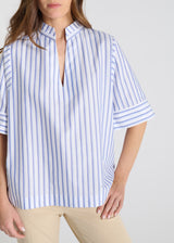 Blouse femme chic bleu ciel rayée, twill de coton, chemisier manche courte élégant pour soirée