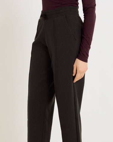 Jogging Philip anthracite, poche passepoilée dos – short femme molleton coton stretch doux