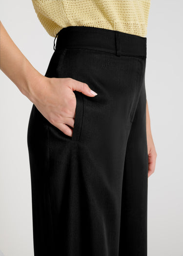 Pantalon femme élégant noir ample en Tencel doux, coupe fluide et confortable