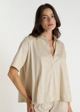 Blouse blanche femme chic – Tanvi Craie, satin de coton, coupe évasée et élégante