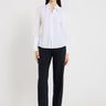 Chemise blanche femme Antonia – popeline coton stretch, coupe cintrée, boutons nacre
