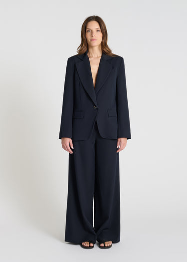 Blazer femme bleu nuit tailleur chic col fermé bouton corozo - Aponi
