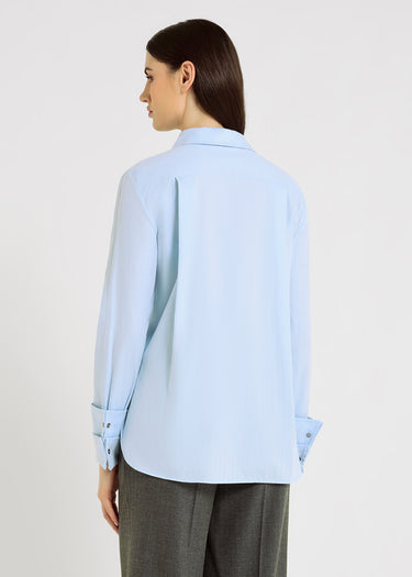 Chemise bleu ciel femme Aurore – col mao boutonné, chemise femme bleu ciel intemporelle
