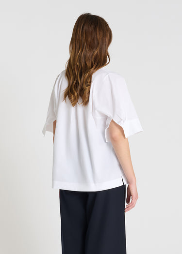 Chemise blanche femme dos long, détail fente manches, style contemporain - Vue de dos - Blouse Azalée
