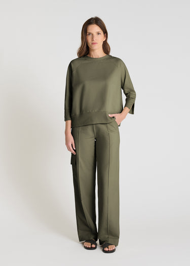 Sweat femme vert kaki en molleton, col rond, manches raglan longues, volume boîte - Vue de face Balisier