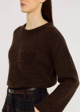 Pull marron chocolat femme Ben – baby alpaga laine vierge, encolure ronde, poche poitrine, maille légère
