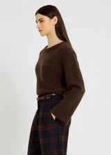 Pull marron chocolat baby alpaga femme Ben – superposition élégante, fils italiens, style décontracté chic
