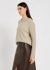 Pull mérinos beige naturel femme Blaise – côtes dos et manches, encolure ronde, pull merinos femme chic
