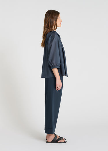 Chemisier femme chic rayé bleu manches longues fluides détail col bouffant