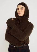 Capuche femme marron chocolat Capucha – baby alpaga fils italiens, liens à nouer, tenue décontractée chic hiver
