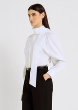 Chemise blanche col mao femme Charlotte – manches bouffantes structurées, lavallière amovible, chemisier chic et original
