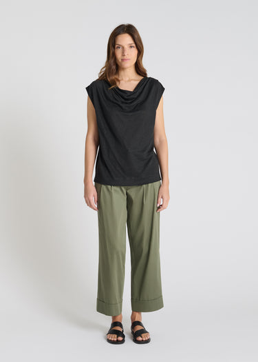 Top femme sans manches lin noir col bénitier coupe fluide Crocus
