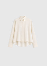 Chemise blanche femme en popeline de coton habillé, coupe courte évasée, manches longues chauve-souris, boutons nacre – Dezba ivoire