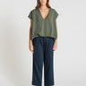 Sweat femme vert kaki manches courtes col V bord-côte, coupe ample molleton – Edelweiss
