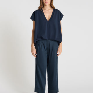 Pull manche courte femme Edelweiss bleu marine molleton col V plis bas arrondis dos long
