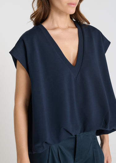 Pull manche courte femme Edelweiss bleu marine molleton col V plis bas arrondis dos long
