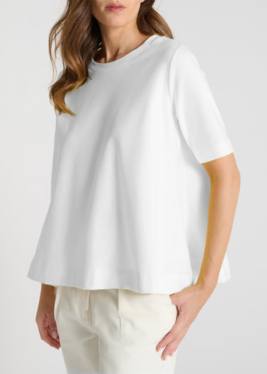 Pull sans manche femme blanc optique, détail encolure ronde bord-côte, tissu molleton sweat

