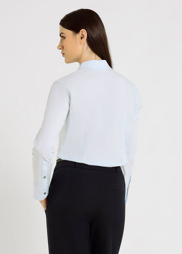 Blouse chic femme bleu ciel – popeline stretch, volume ajusté, chemise bleu ciel femme, Hannah
