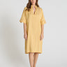 Robe rayée femme Ivy jaune Tencel col V manches courtes fendues volume droit aérien
