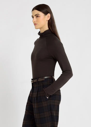 T-shirt marron femme col roulé lyocell – ligne droite, base arrondie, tenue décontractée chic, Kenneth
