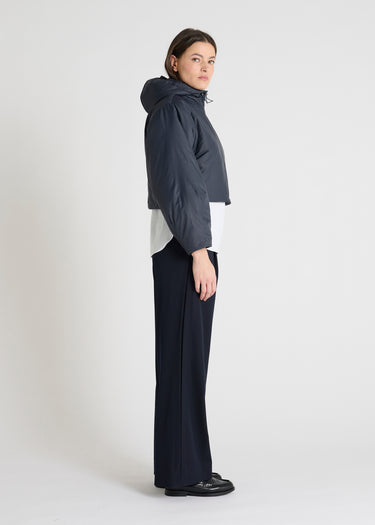 Doudoune bleu marine femme sans manches Leika vue de dos détail finitions premium
