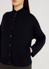 Gilet femme classe bleu marine mérinos – volume boîte, boutons corozo, pull sans manche femme, Leon
