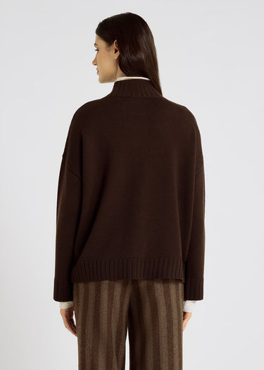 Gilet marron chic femme mérinos – col officier, poches, bord-côtes, tenue décontractée chic, Leon choco
