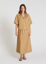 Blouse havane satin coton manches ballon col haut femme chic élégante Lis vue de face
