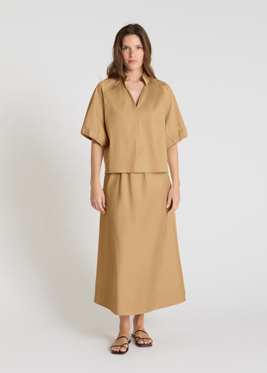 Blouse havane satin coton manches ballon col haut femme chic élégante Lis vue de face
