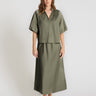 Blouse femme vert kaki satin coton manches ballon col haut volume boîte top chic élégant
