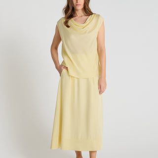 Top femme sans manches jaune Tencel col bénitier coupe fluide Lotus
