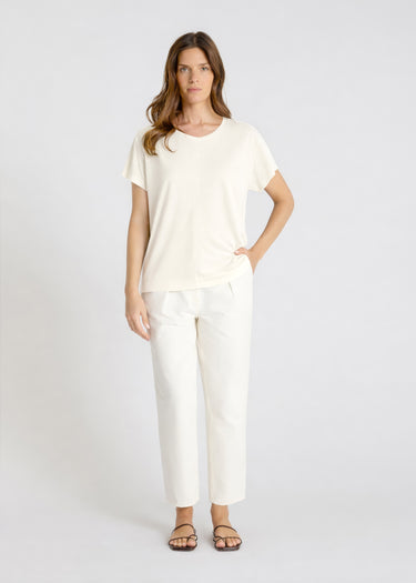 Chemise manche courte femme jersey coton beige ivoire encolure ronde découpes fluide Narcosn
