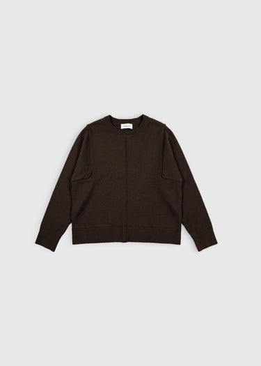 Pull femme mérinos marron – Oleg, nervure devant et dos, coupe droite courte et élégante
