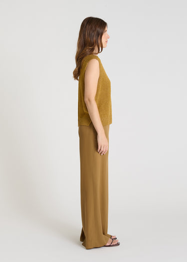Pull Patchouli doré porté pull sans manche femme lin brillant volume droit estival
