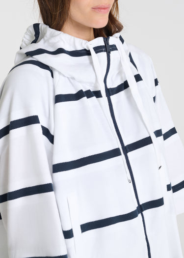 Vue arrière veste Rajan R blanc rayé molleton volume évasé graphique casual
