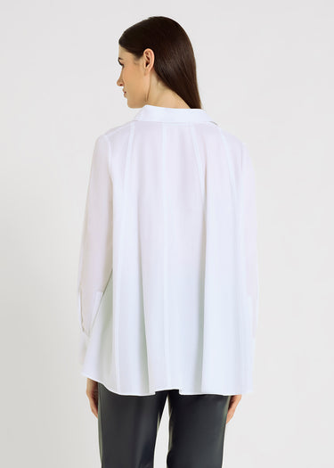 Chemise blanche coton femme – Rebecca, silhouette ample et structurée, chemisier femme chic
