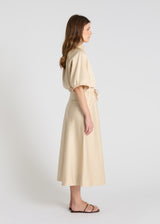 Jupe Rosie craie portée jupe longue blanche femme satin coton coupe évasée fluide élégante
