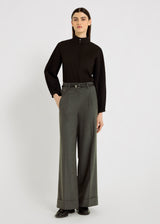 Pantalon tailleur femme gris anthracite à chevrons, jambes larges et pli marqué – Samuel
