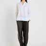Chemise blanche femme coton stretch, coupe ample évasée, boutons nacre – Simone
