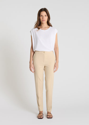 Pantalon tailleur beige sable femme, coupe droite élégante, taille élastiquée dos - Tomas
